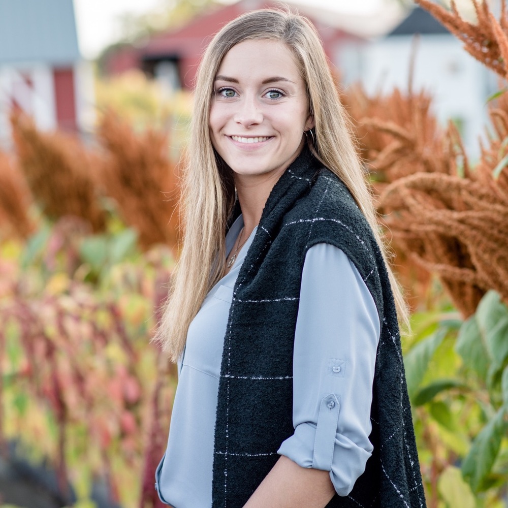 Meet your Posher, Nicole